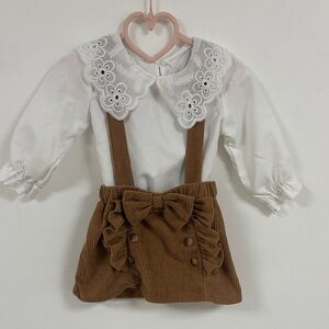 SHEIN Kids Brown and White Suspender Set